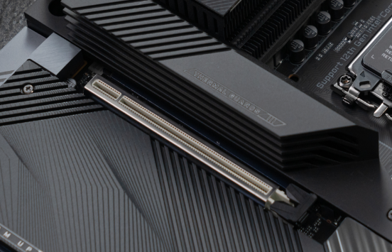 第12代酷睿驾临，雕族Z690军团强势护航！  技嘉Z690系列主板新品抢鲜解析