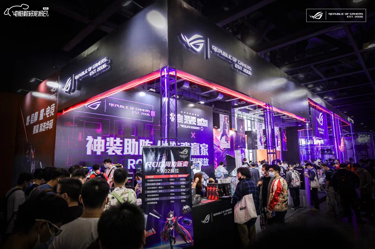 夜晚商店外的人群

中度可信度描述已自动生成