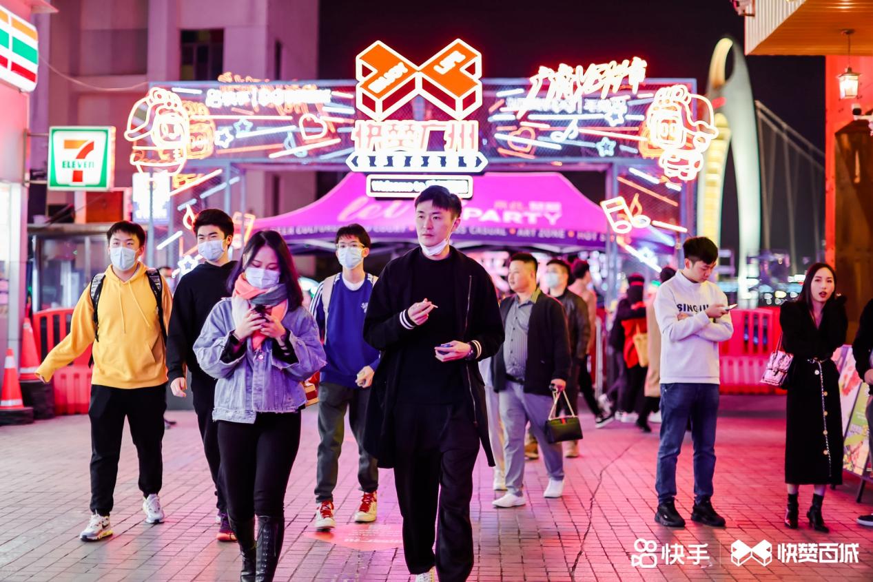 vbox101962_IOUL7491_203245