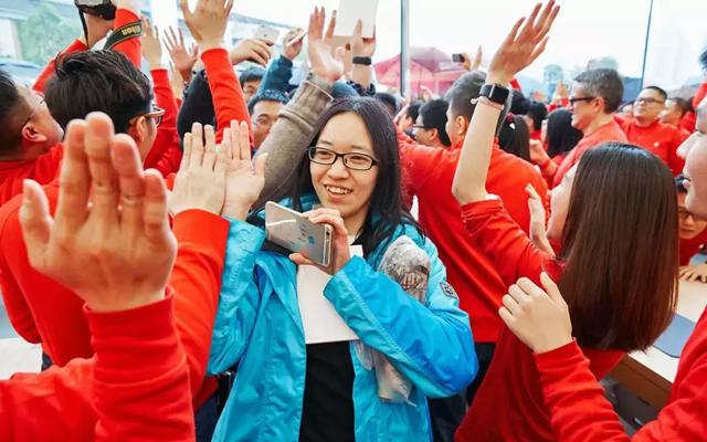 在中国遭受冷遇，却是库克眼中最受欢迎的iPhone机型