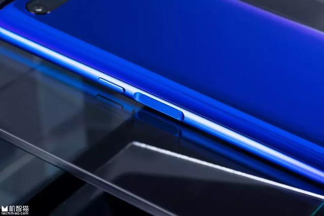 首发｜努比亚X开箱：现阶段最好的全面屏解决方案？