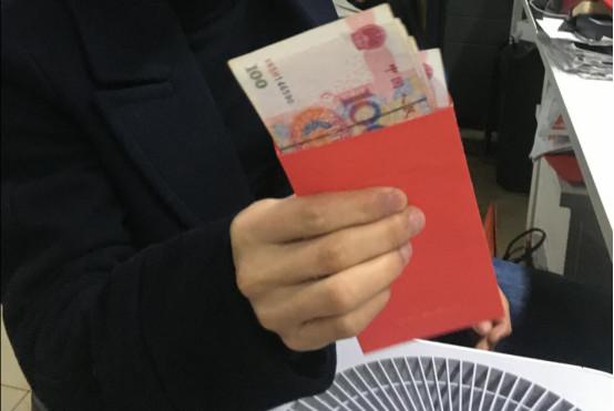 雷军刘作虎发红包，还有奇葩的利是糖，“开工利是”你领到了啥？