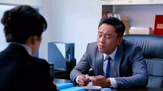 买房赖儿女，“作妖最强苏大强”的钱原来都花在这了！