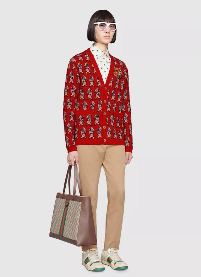 笑出猪叫！盘点2019大牌的新年“神设计”