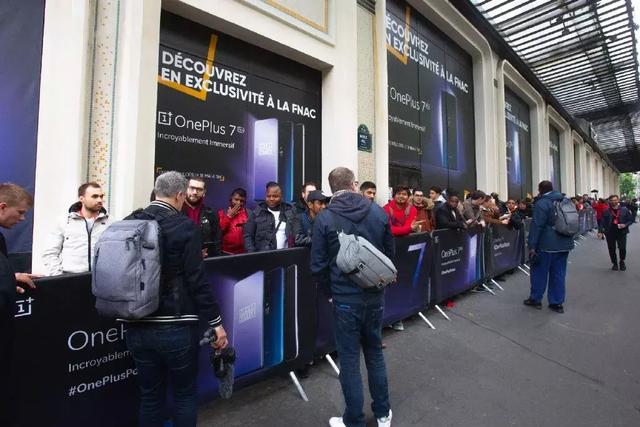 卖5000还被哄抢！这个品牌的旗舰又破纪录了