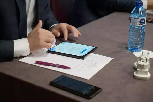 独家现场体验！解读10个华为Mate X发布会上没明说的问题