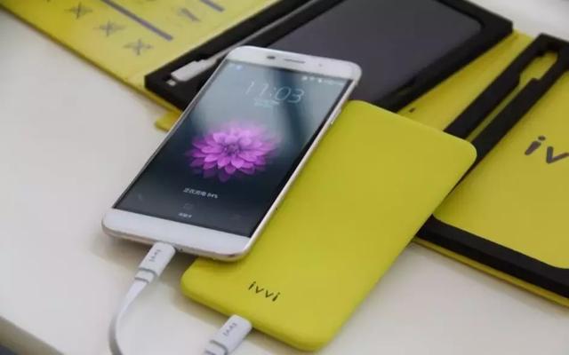 第二个贾跃亭？这位国产手机大厂的CEO惨遭罢免