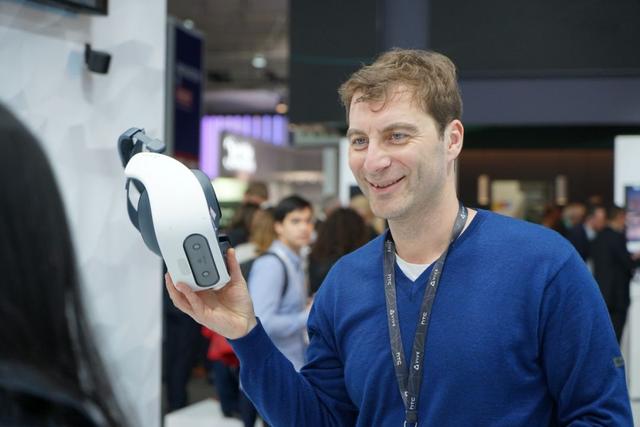 王雪红：HTC将打造一个“没有边界、身临其境的虚拟世界”