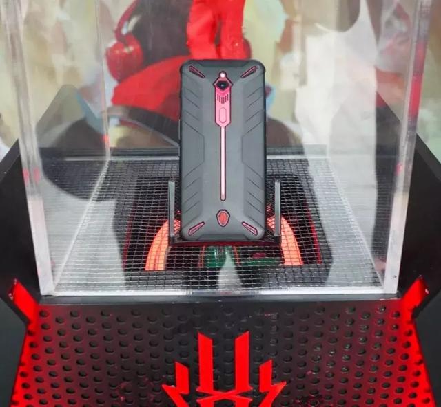 一个月内超过5款！准备买骁龙855手机的不妨再等等