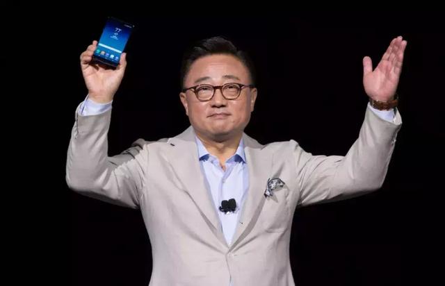三星承认手机业务陷入危机，欲押宝新品？