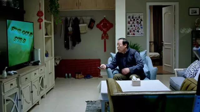 买房赖儿女，“作妖最强苏大强”的钱原来都花在这了！