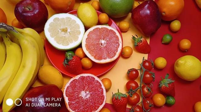 “买流量送手机”，小米刚刚发布了今年最后一款新品