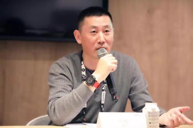 联想副总裁常程：5G手机只是一个噱头