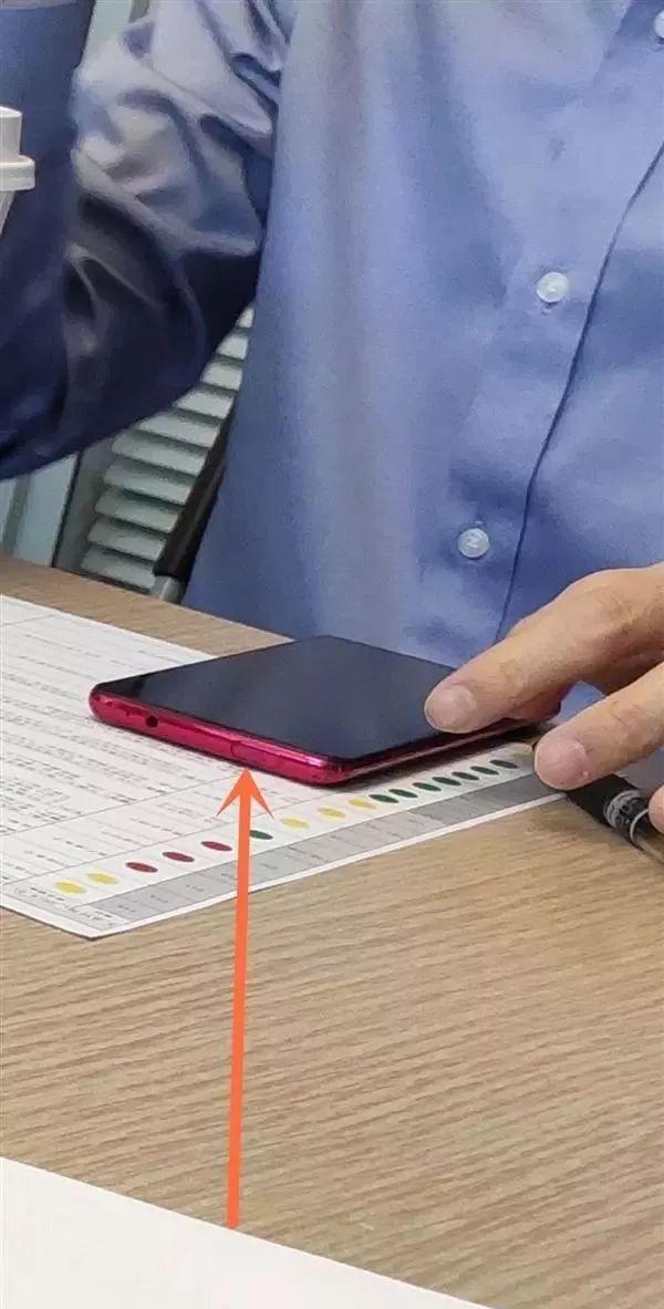 红米骁龙855旗舰命名惹争议！雷军：向华为学习