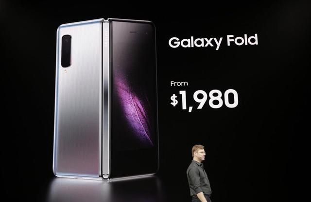 三星Galaxy S10来了！全球首款5G手机+折叠屏，配置上天价格破万