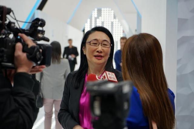 王雪红：HTC将打造一个“没有边界、身临其境的虚拟世界”