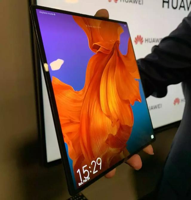 独家现场体验！解读10个华为Mate X发布会上没明说的问题