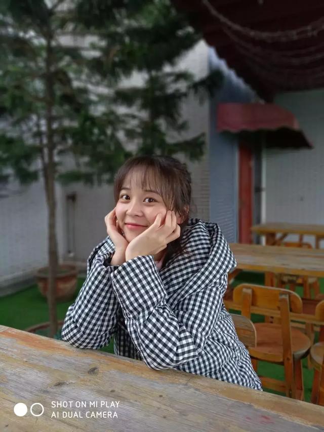 这个“流量不限量套餐”还送小米新机一部，划算！