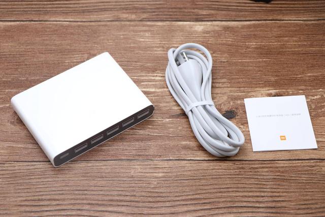 六口快充回血神器：小米USB充电器60W快充版体验测评