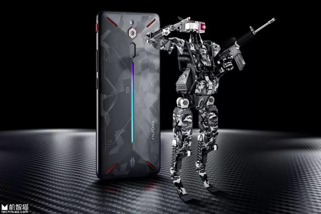 努比亚红魔战地迷彩版体验：ChinaJoy上最帅的手机