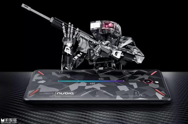 努比亚红魔战地迷彩版体验：ChinaJoy上最帅的手机