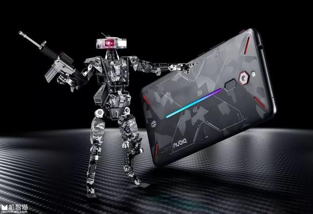 努比亚红魔战地迷彩版体验：ChinaJoy上最帅的手机