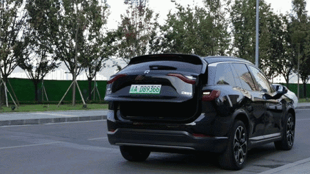 首批量产版蔚来ES8抢先体验：你关心的问题都有答案！