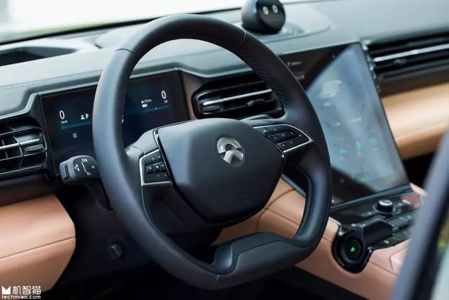 首批量产版蔚来ES8抢先体验：你关心的问题都有答案！