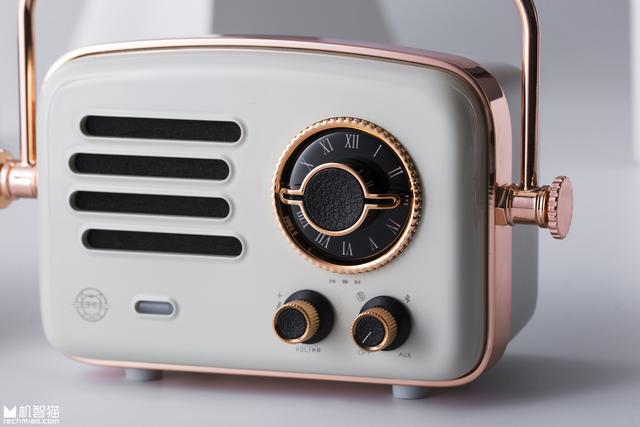 猫王旅行者2号：还记得你最爱听的电台情歌吗？