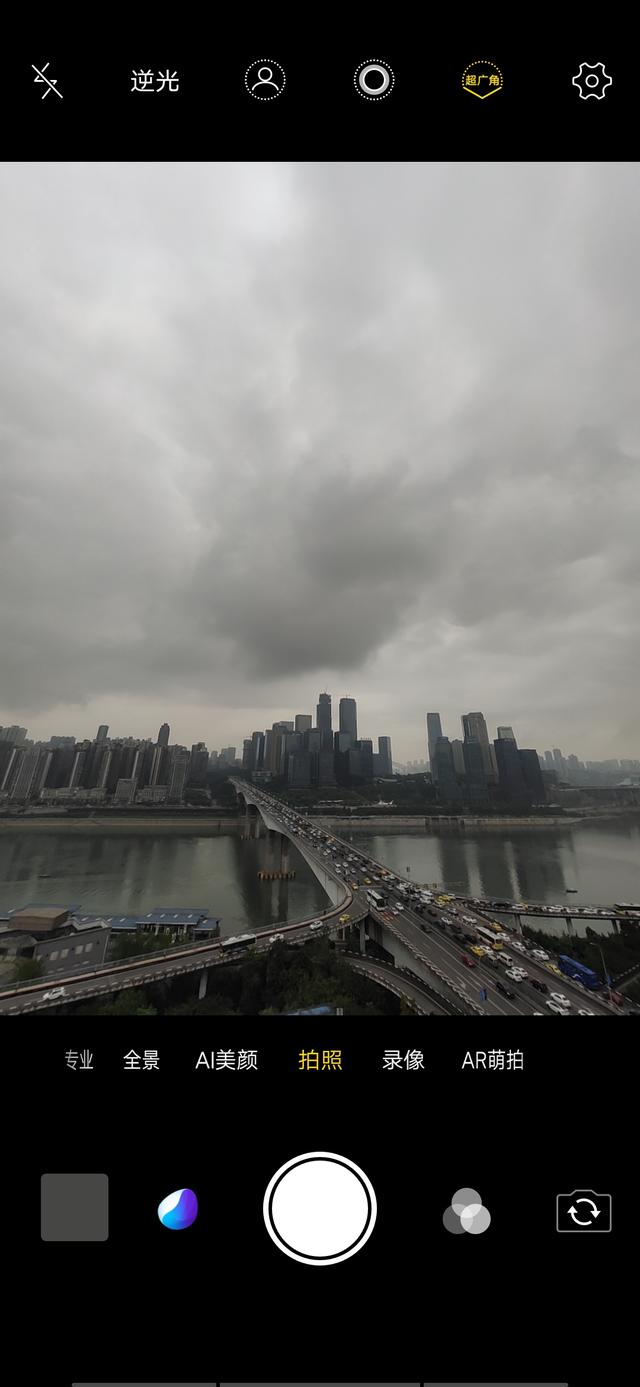 知道你拍的照片为什么那么普通吗？跟技术无关！