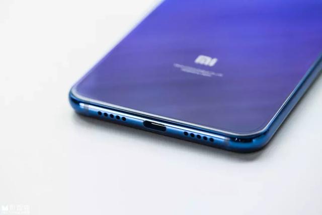 小米8青春版体验：年轻人会喜欢的手机