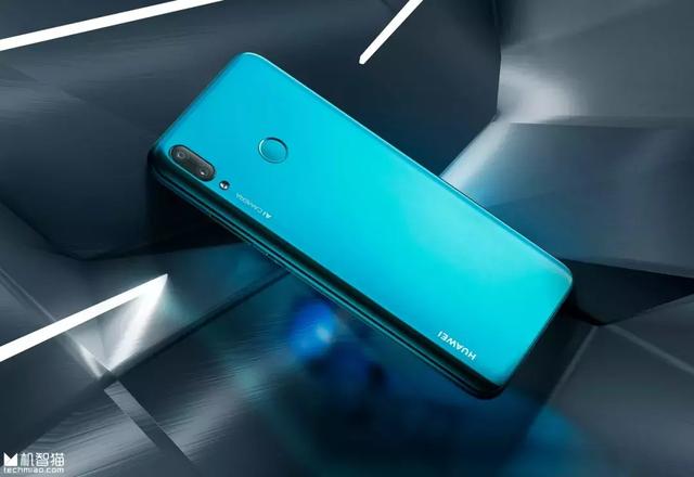 Mate 20还没来，但华为却提前发布了一款巨屏手机！