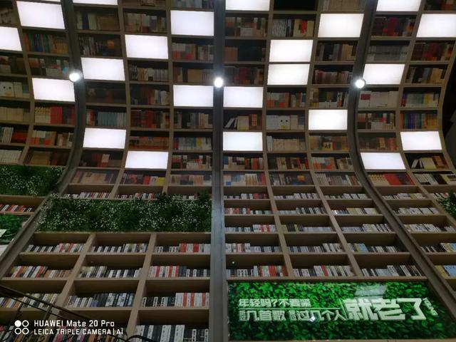 首发｜HUAWEI Mate 20系列：能打败华为的，或许只有它自己