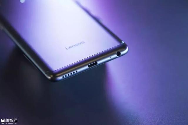 这是可以连续追剧10小时的大屏千元机！