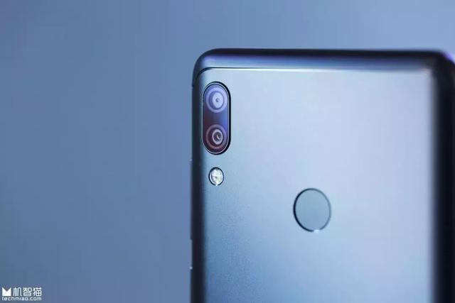 这是可以连续追剧10小时的大屏千元机！