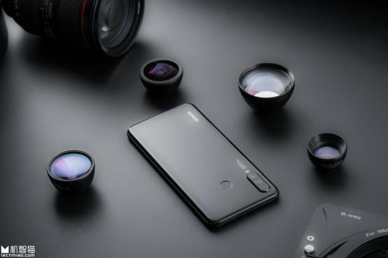 HUAWEI nova 4e首发体验：对 “自拍手机”的偏见该放下了