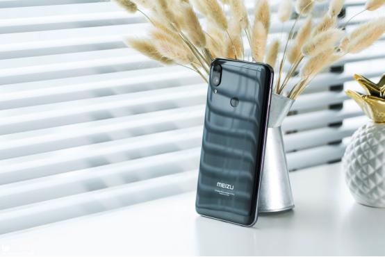 魅族Note9首发体验：红米Note7的劲敌来了！