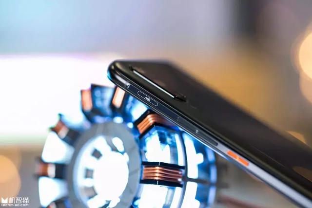 iQOO上手体验：为什么说它是“假游戏手机”？