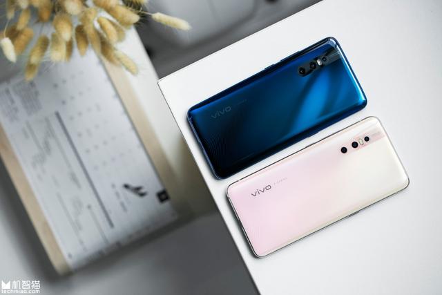 最便宜的升降式镜头手机体验！屏占比接近100%！