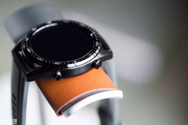 联合哈佛医学院研发更精准的健康监测，这款智能手表厉害了！