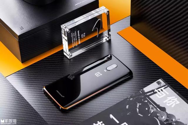 买手机送跑车？OnePlus 6T迈凯伦定制版体验