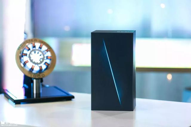 iQOO上手体验：为什么说它是“假游戏手机”？