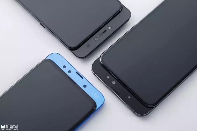 谁更值得买？三款主流滑盖全面屏新机对比评测
