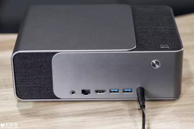 当贝投影F1体验：电视不用买了！