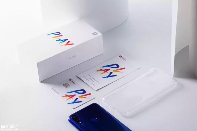 这个“流量不限量套餐”还送小米新机一部，划算！