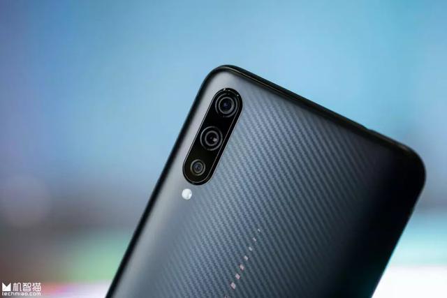 iQOO深度测试：相比小米9，便宜了一块钱的它值得买吗？