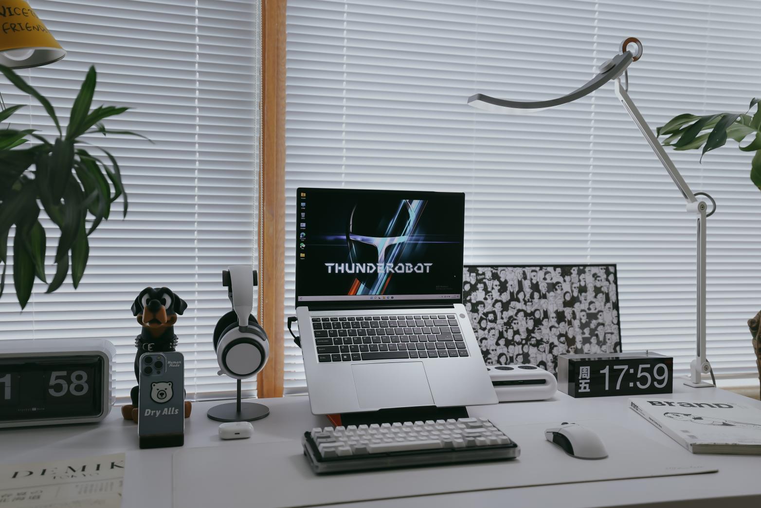 f82f64e53eae384eed65a21b6fbc103