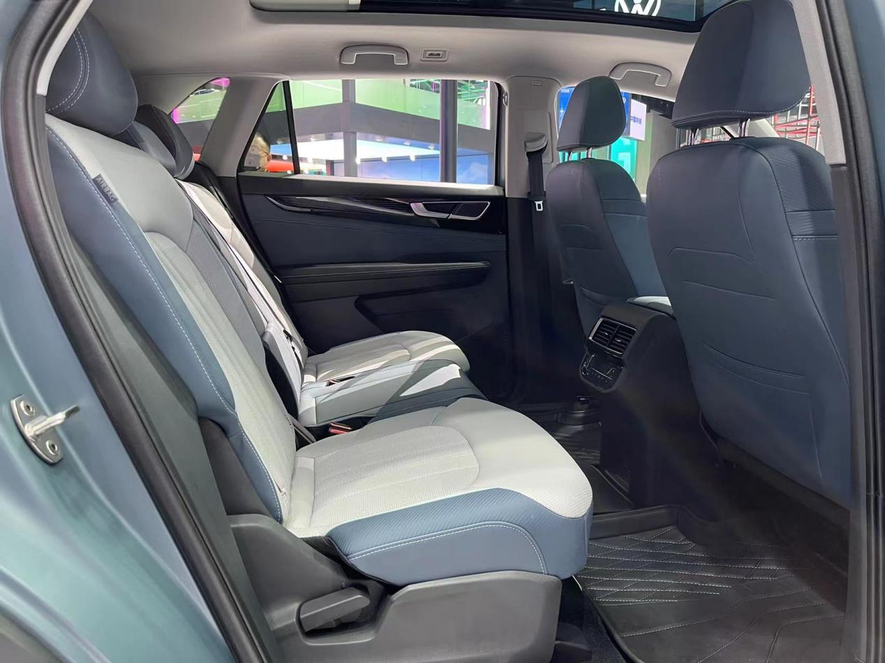 c2f340e3dcae20f1e8869c82ffb821d