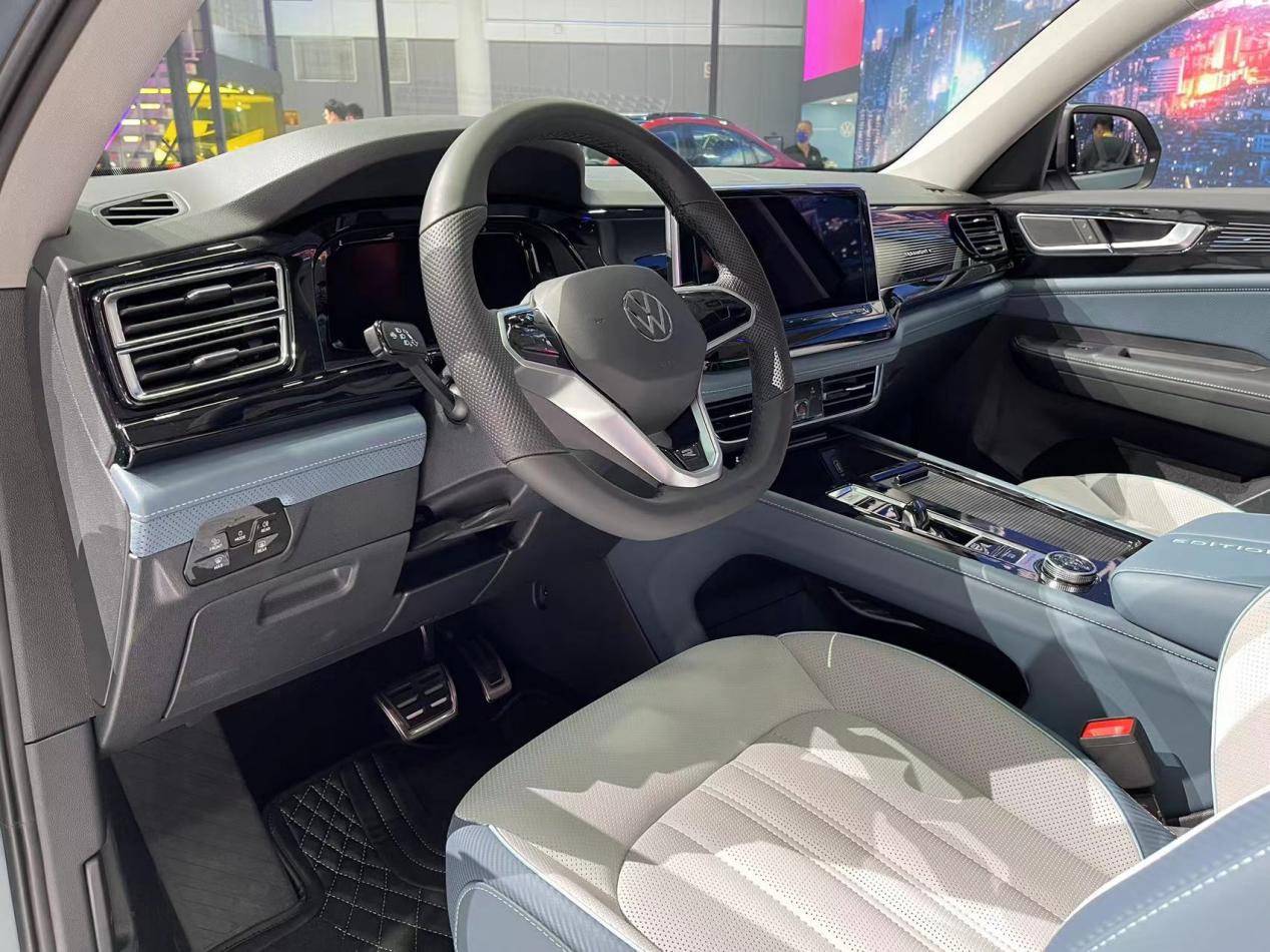 13950af05eaa84ded49d6ebb819a8e7