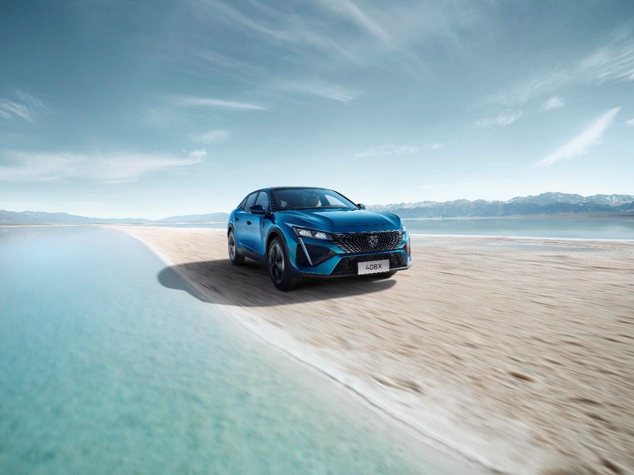 海上的汽车

中度可信度描述已自动生成